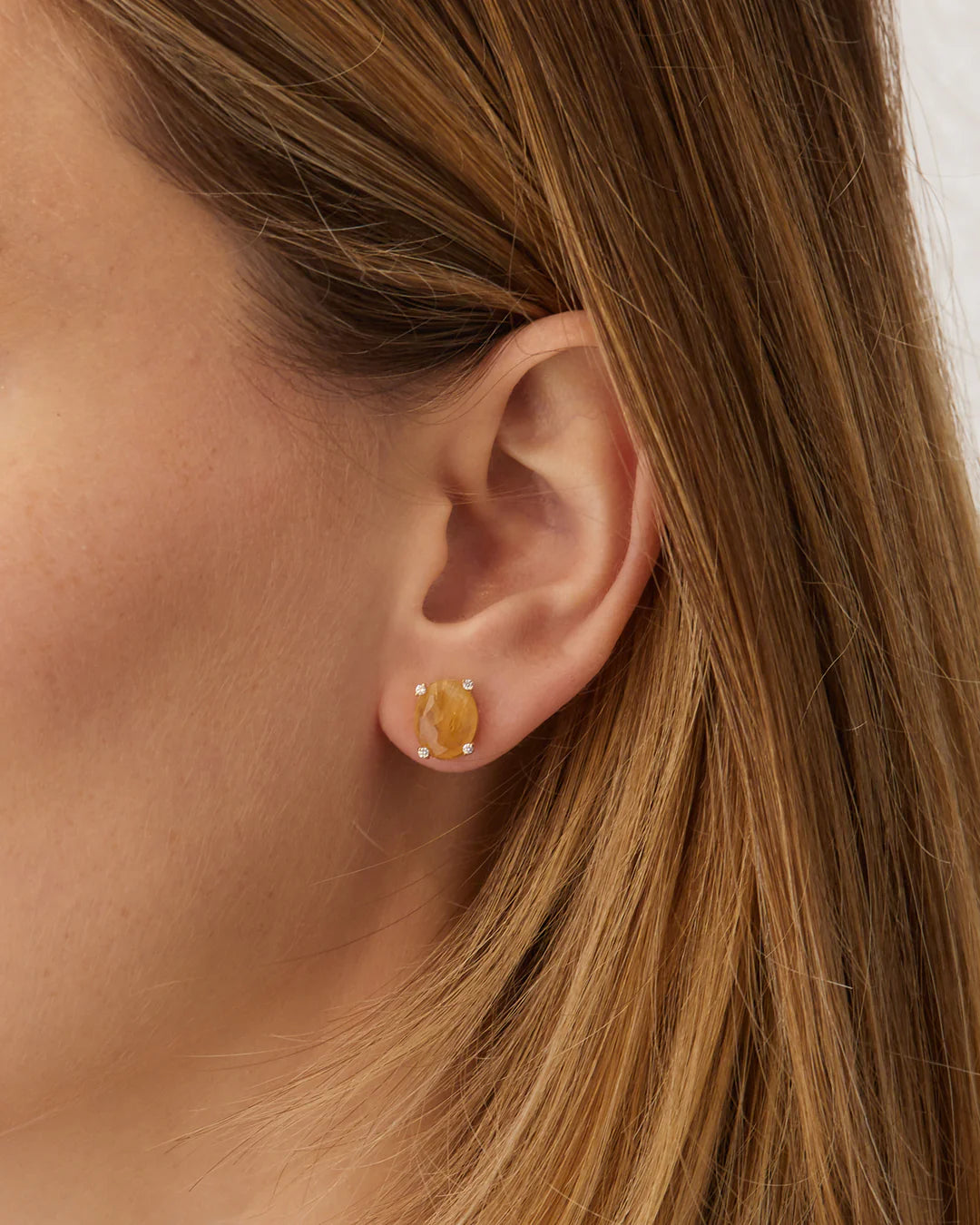 "IPANEMA" YELLOW RUTILATED QUARTZ, DIAMONDS AND 18KT GOLD MEDIUM STUD EARRINGS