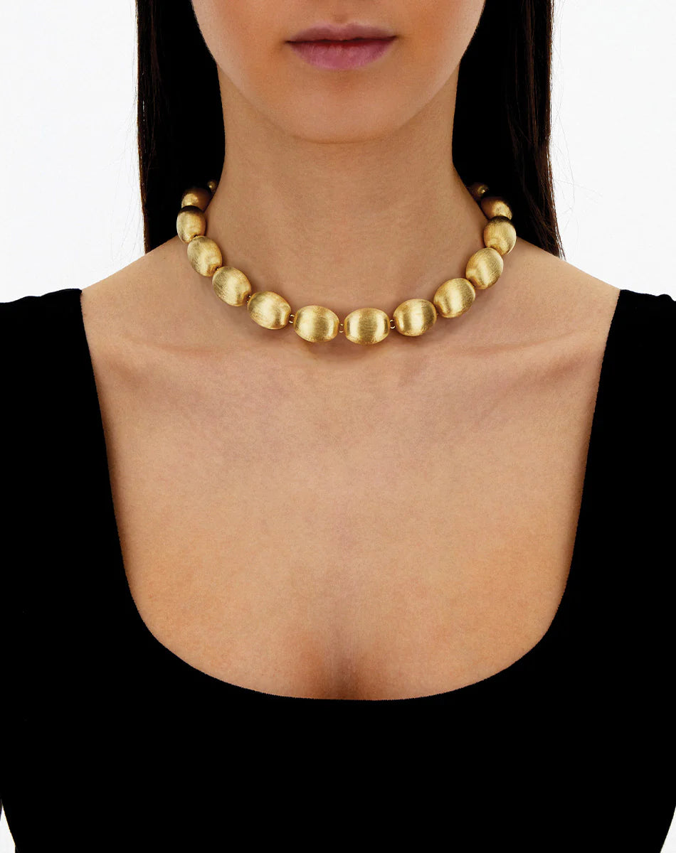 "MUSE" GOLD PEARLS NECKLACE (MEDIUM)