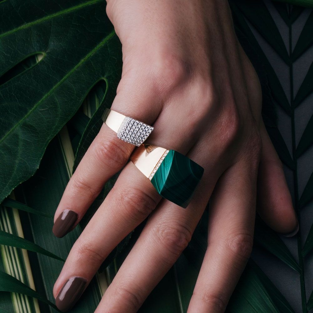 SAUVAGE PRIVE’ RING WITH MALACHITE